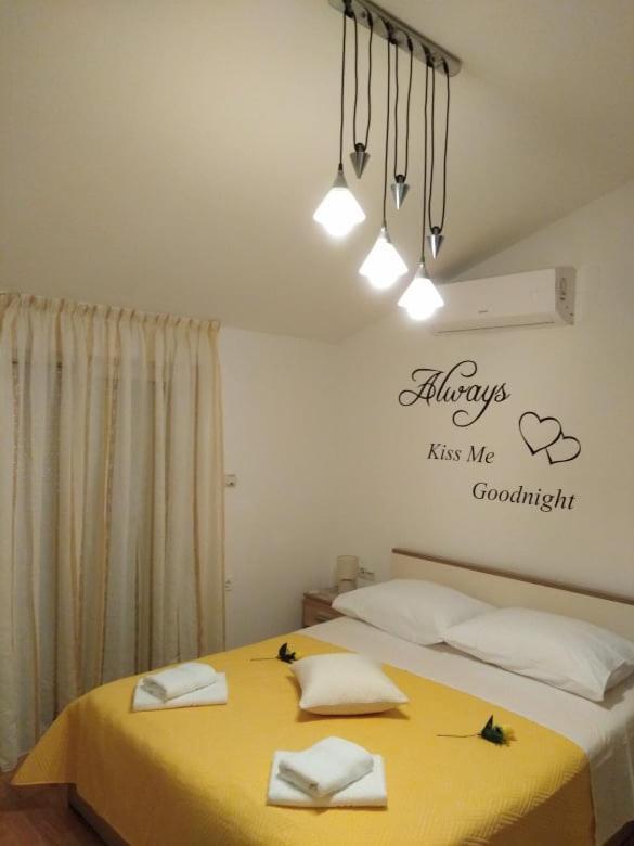 Studio Apartman Tonko - S Balkonom Zaton  Buitenkant foto